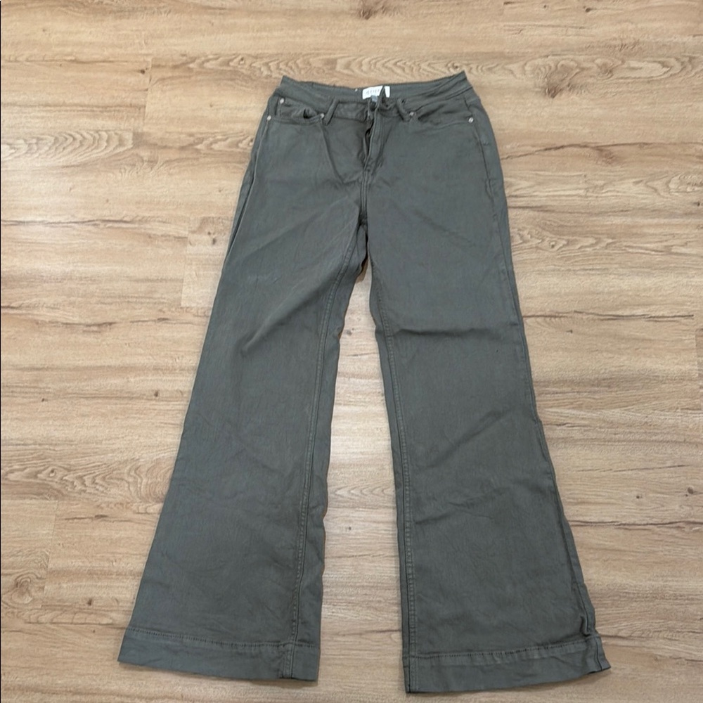 Shyanne flare olive green worn once